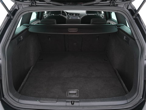 Volkswagen GOLF Variant 2.0 TDI GTD Aut. *PANO | XENON | SPORT-SEATS | ECC | HEATED-SEATS | PARKPILOT | SHIFT-PADDLES |  CRUISE | 18''ALU*