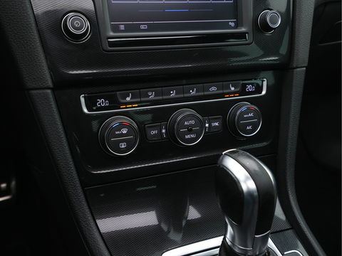 Volkswagen GOLF Variant 2.0 TDI GTD Aut. *PANO | XENON | SPORT-SEATS | ECC | HEATED-SEATS | PARKPILOT | SHIFT-PADDLES |  CRUISE | 18''ALU*
