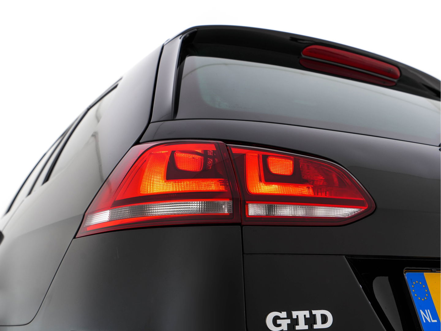 Volkswagen GOLF Variant 2.0 TDI GTD Aut. *PANO | XENON | SPORT-SEATS | ECC | HEATED-SEATS | PARKPILOT | SHIFT-PADDLES |  CRUISE | 18''ALU*