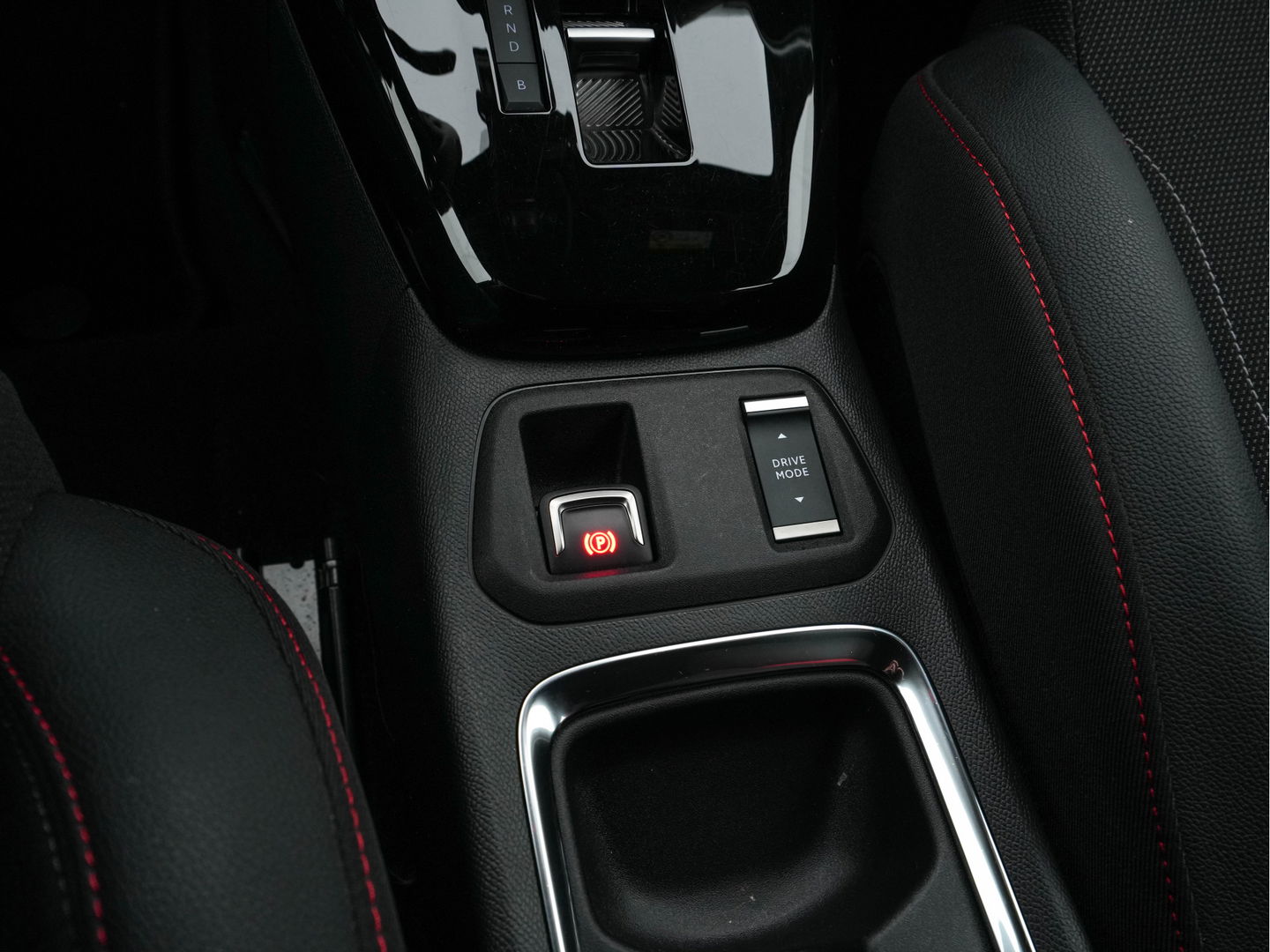Opel CORSA-E GS Line Bitter-Edition 50 kWh [ 3-Fase ] (INCL-BTW) Aut.* LEATHER-MICROFIBRE | ADAPT.CRUISE | CARPLAY | CCS-FASTLOADER | FULL-LED | SPORT-SEATS | DAB+ | ECC | LANE-ASSIST | CAMERA | PDC | DIGI-COCKPIT | 17 "ALU*