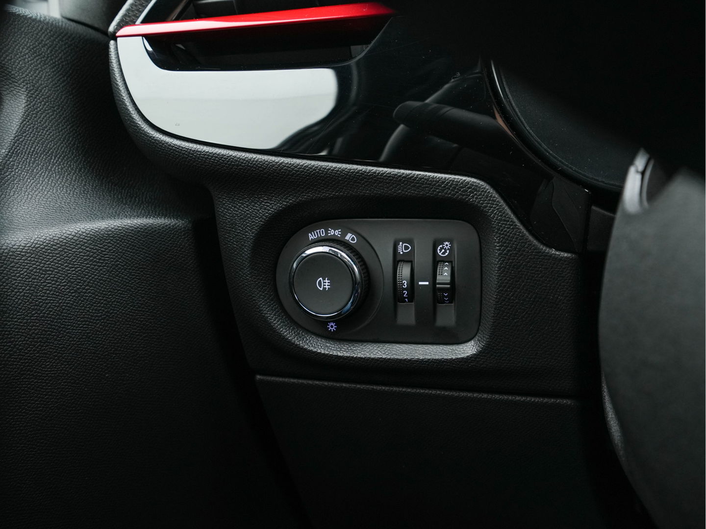 Opel CORSA-E GS Line Bitter-Edition 50 kWh [ 3-Fase ] (INCL-BTW) Aut.* LEATHER-MICROFIBRE | ADAPT.CRUISE | CARPLAY | CCS-FASTLOADER | FULL-LED | SPORT-SEATS | DAB+ | ECC | LANE-ASSIST | CAMERA | PDC | DIGI-COCKPIT | 17 "ALU*