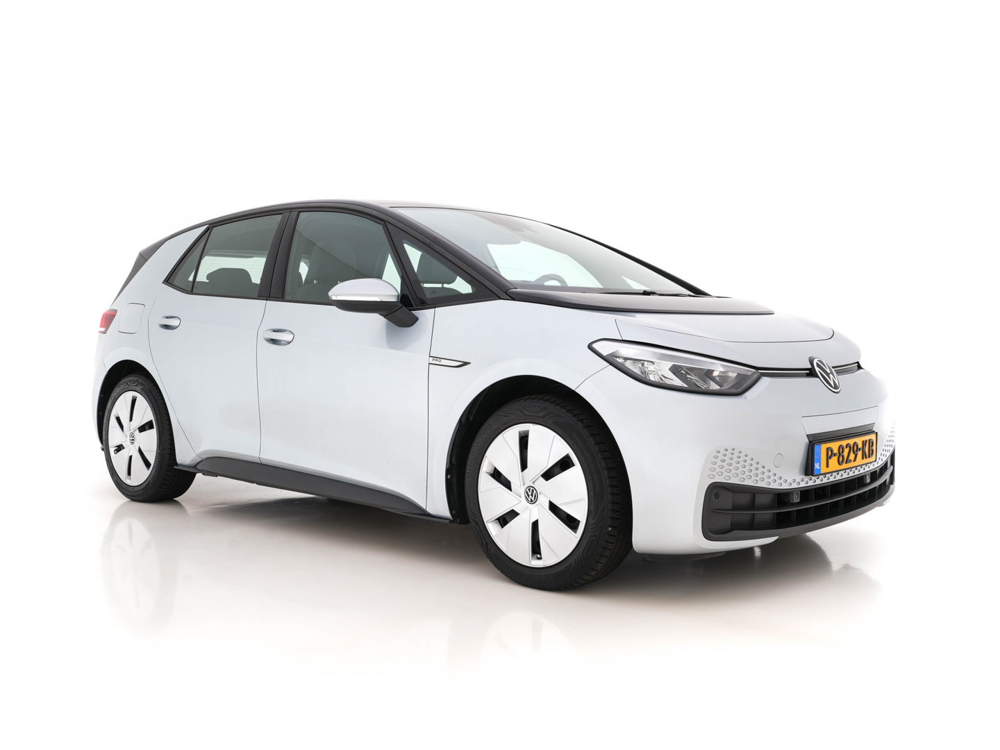 Volkswagen ID.3 Pro 58 kWh [ 3-Fase ] Aut. *FULL-LED | NAVI-FULLMAP | DIGI-COCKPIT | AMBIENT-LIGHT | COMFORT-SEATS | DAB+ | ECC | LANE-ASSIST | MICROFIBRE | CCS-FASTLOADER | CARPLAY |  PDC*