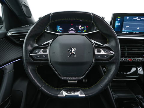Peugeot e-2008 EV GT 50 kWh (INCL-BTW) Aut. *PANO | ADAPT.CRUISE | DIGI-COCKPIT | FULL-LED | BLIS | KEYLESS | MICROFIBRE-LEATHER | CAMERA | CARPLAY | CCS-FASTLOADER | DAB+ | NAVI-FULLMAP | ECC | PDC | SPORT-SEATS | ...
