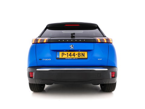 Peugeot e-2008 EV GT 50 kWh (INCL-BTW) Aut. *PANO | ADAPT.CRUISE | DIGI-COCKPIT | FULL-LED | BLIS | KEYLESS | MICROFIBRE-LEATHER | CAMERA | CARPLAY | CCS-FASTLOADER | DAB+ | NAVI-FULLMAP | ECC | PDC | SPORT-SEATS | ...