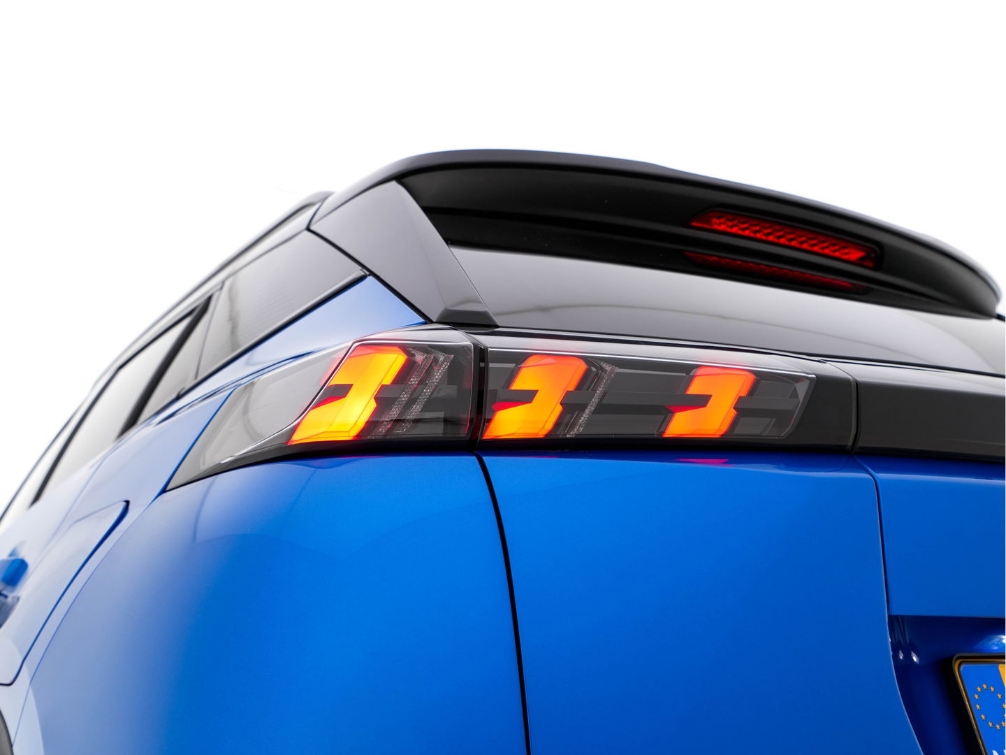 Peugeot e-2008 EV GT 50 kWh (INCL-BTW) Aut. *PANO | ADAPT.CRUISE | DIGI-COCKPIT | FULL-LED | BLIS | KEYLESS | MICROFIBRE-LEATHER | CAMERA | CARPLAY | CCS-FASTLOADER | DAB+ | NAVI-FULLMAP | ECC | PDC | SPORT-SEATS | ...