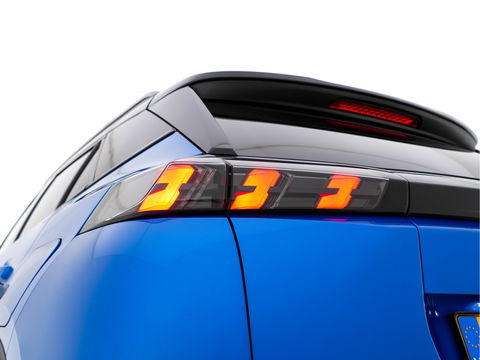 Peugeot e-2008 EV GT 50 kWh (INCL-BTW) Aut. *PANO | ADAPT.CRUISE | DIGI-COCKPIT | FULL-LED | BLIS | KEYLESS | MICROFIBRE-LEATHER | CAMERA | CARPLAY | CCS-FASTLOADER | DAB+ | NAVI-FULLMAP | ECC | PDC | SPORT-SEATS | ...