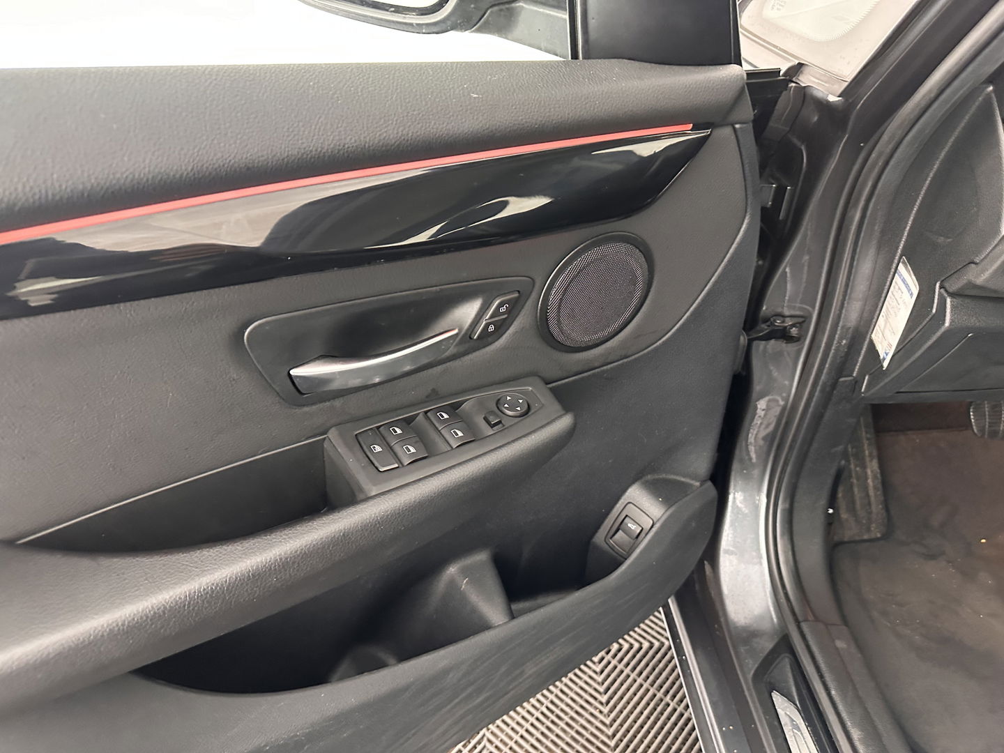 BMW 2 Serie Active Tourer 218d Executive Edition Sport-Line Aut. *HEAD-UP | FULL-LED | LEATHER-MICROFIBRE  | AMBIENT-LIGHT | CAMERA | NAVI-FULLMAP | SPORT-SEATS | ECC | PDC | CRUISE | 17''ALU*
