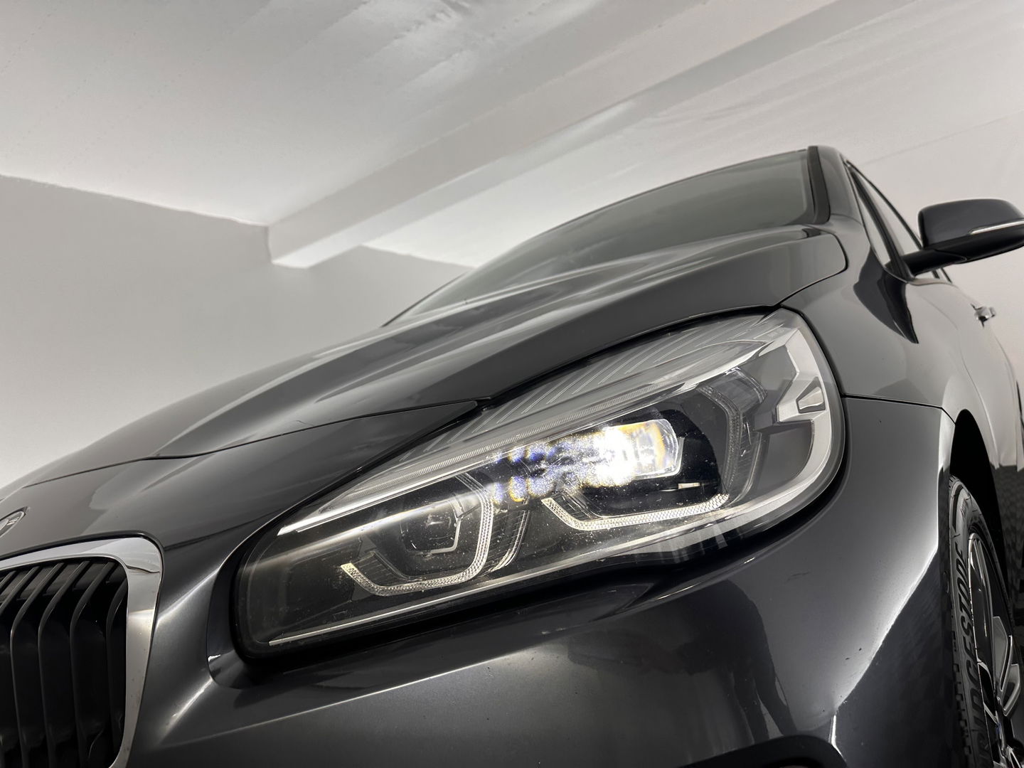 BMW 2 Serie Active Tourer 218d Executive Edition Sport-Line Aut. *HEAD-UP | FULL-LED | LEATHER-MICROFIBRE  | AMBIENT-LIGHT | CAMERA | NAVI-FULLMAP | SPORT-SEATS | ECC | PDC | CRUISE | 17''ALU*