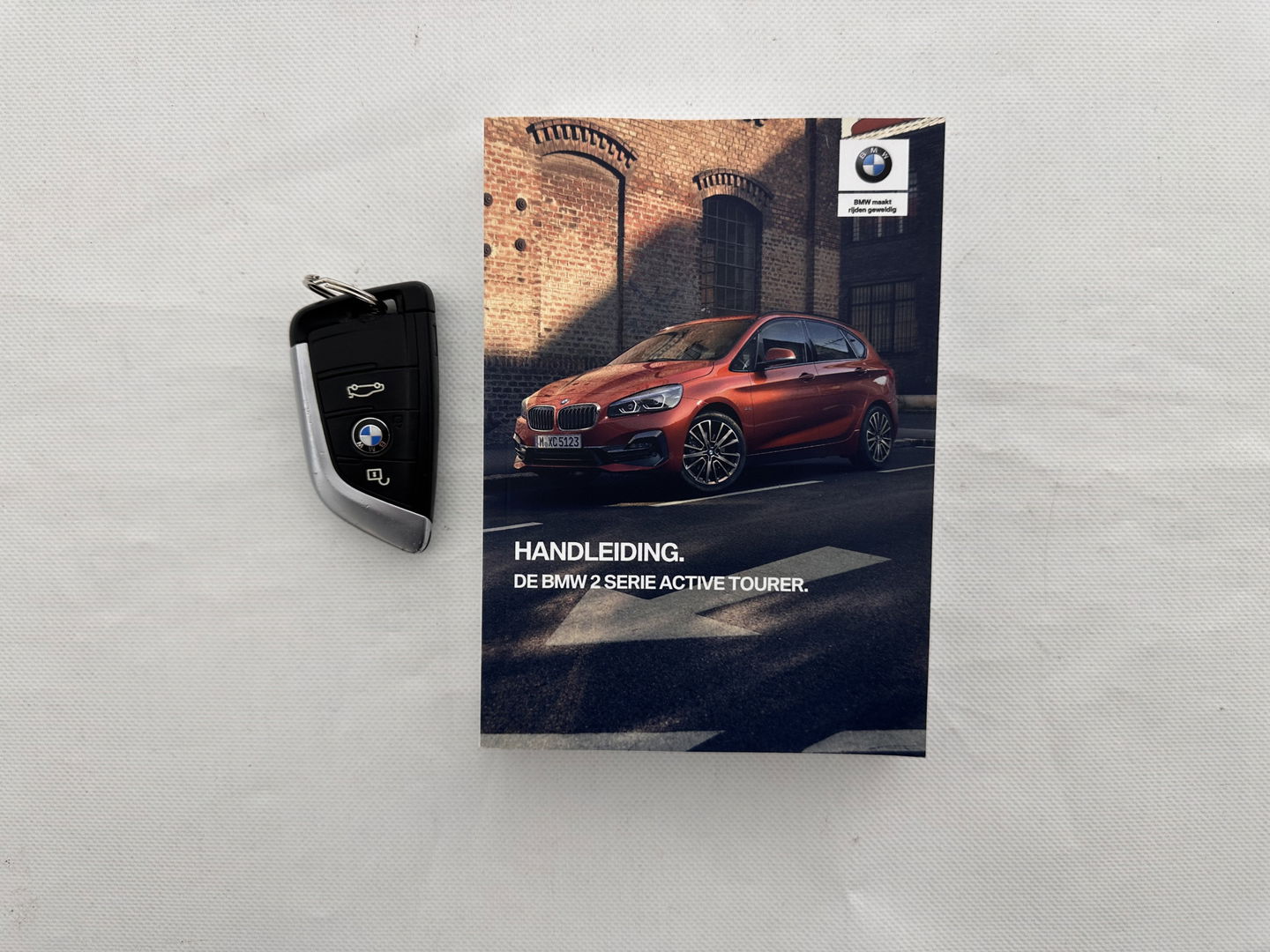 BMW 2 Serie Active Tourer 218d Executive Edition Sport-Line Aut. *HEAD-UP | FULL-LED | LEATHER-MICROFIBRE  | AMBIENT-LIGHT | CAMERA | NAVI-FULLMAP | SPORT-SEATS | ECC | PDC | CRUISE | 17''ALU*