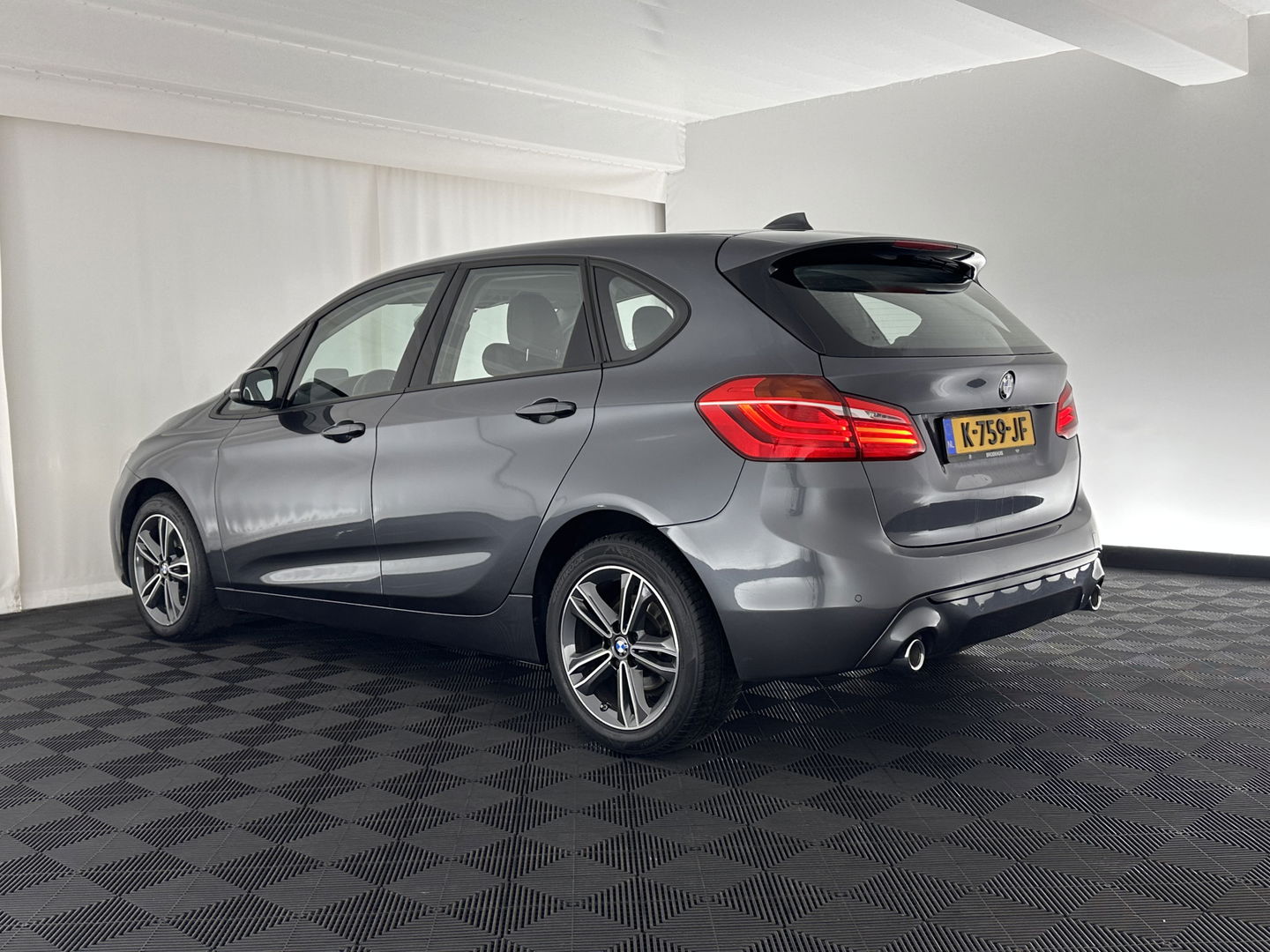 BMW 2 Serie Active Tourer 218d Executive Edition Sport-Line Aut. *HEAD-UP | FULL-LED | LEATHER-MICROFIBRE  | AMBIENT-LIGHT | CAMERA | NAVI-FULLMAP | SPORT-SEATS | ECC | PDC | CRUISE | 17''ALU*
