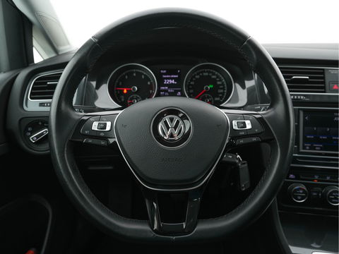 Volkswagen GOLF Variant 1.5 TGI CNG Comfortline Aut. *ADAPT.CRUISE | COMFORT-SEATS | ECC | PDC | PARKPILOT | TOWBAR | 16''ALU*