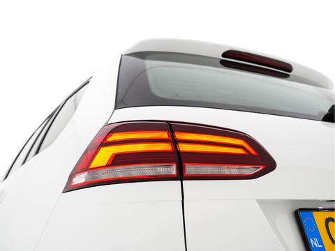 Volkswagen GOLF Variant 1.5 TGI CNG Comfortline Aut. *ADAPT.CRUISE | COMFORT-SEATS | ECC | PDC | PARKPILOT | TOWBAR | 16''ALU*