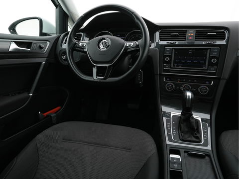 Volkswagen GOLF Variant 1.5 TGI CNG Comfortline Aut. *ADAPT.CRUISE | COMFORT-SEATS | ECC | PDC | PARKPILOT | TOWBAR | 16''ALU*