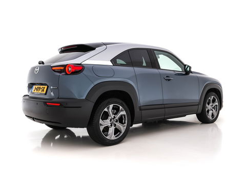 Mazda MX-30 e-SkyActiv 145 First Edition 36 kWh (INCL-BTW) *ADAPT.-CRUISE | HEAD-UP | FULL-LED | NAVI-FULLMAP | LEATHER-MICROFIBRE | CCS-FASTLOADER | KEYLESS | BLIND-SPOT | CAMERA | DIGI-COCKPIT | MEMORY-PACK | SHIFT-PADDLES | ...