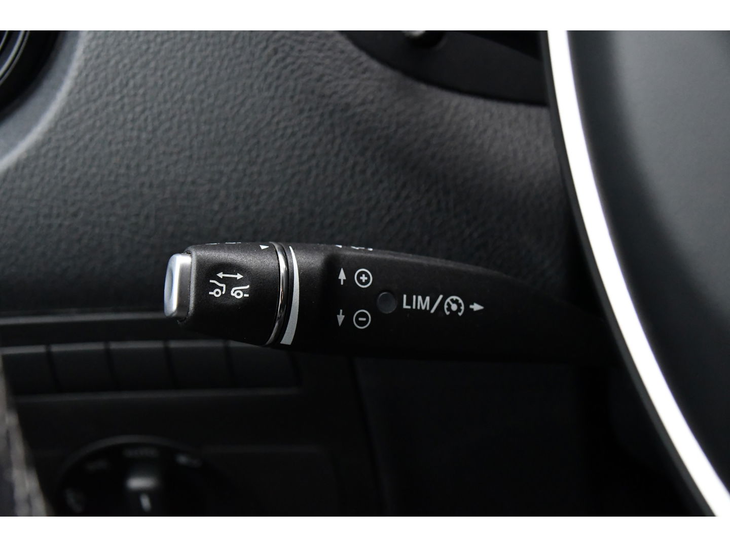 Mercedes-Benz Vito 119 CDI PB Edition Adaptieve Cruise, Camera, 190PK, LED, Carplay, 2 x Schuifdeur, Automaat, Leder, Uniek!