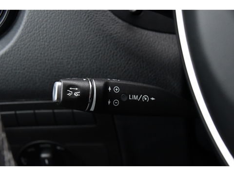 Mercedes-Benz Vito 119 CDI PB Edition Adaptieve Cruise, Camera, 190PK, LED, Carplay, 2 x Schuifdeur, Automaat, Leder, Uniek!