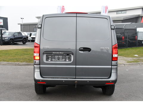 Mercedes-Benz Vito 119 CDI PB Edition Adaptieve Cruise, Camera, 190PK, LED, Carplay, 2 x Schuifdeur, Automaat, Leder, Uniek!