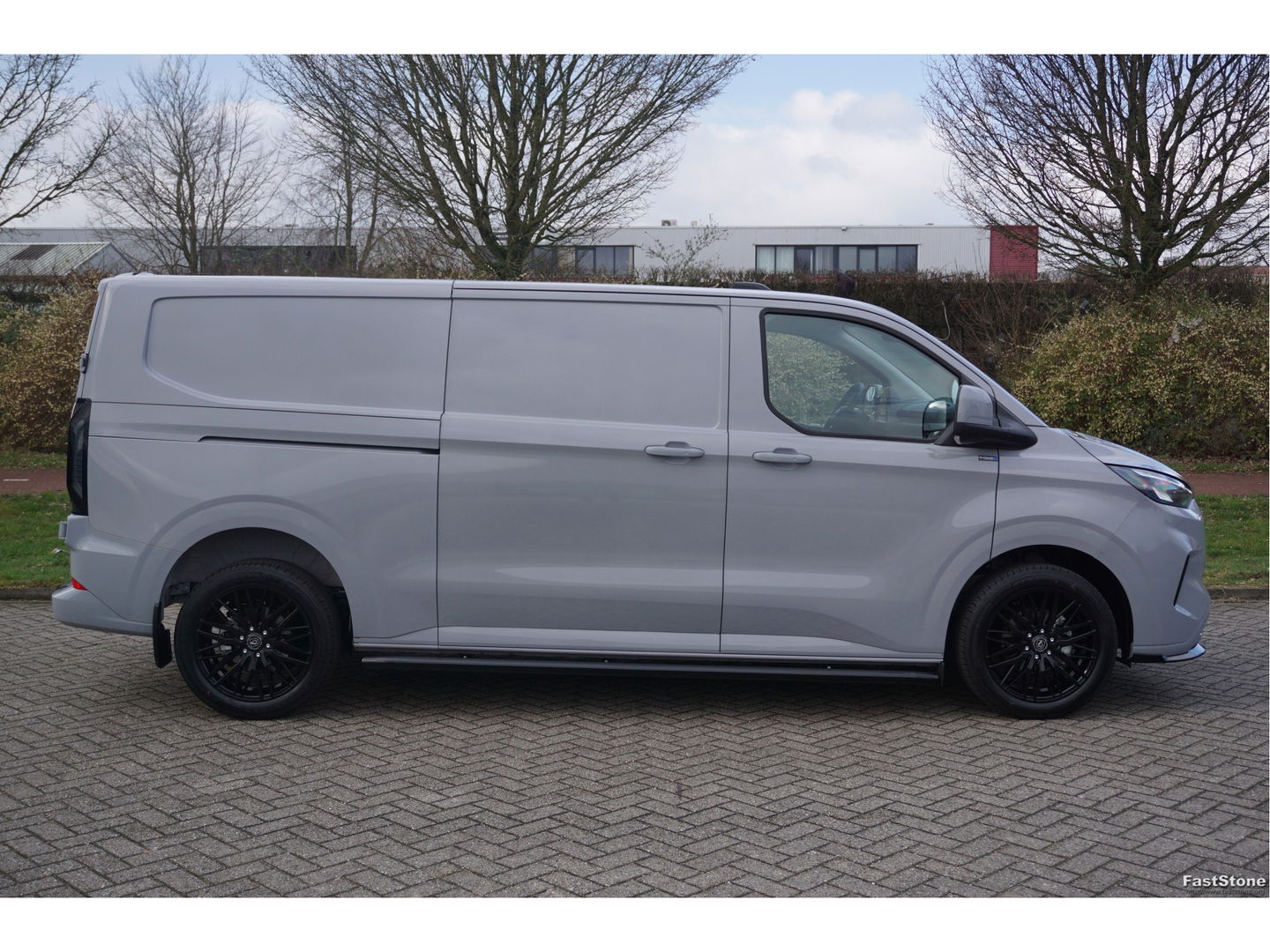 Ford Transit Custom 300L 170PK JWR Edition AUT BPM VRIJ!! Navi, Cam, Adap. Cruise, 19" LM, LED!! NR.451
