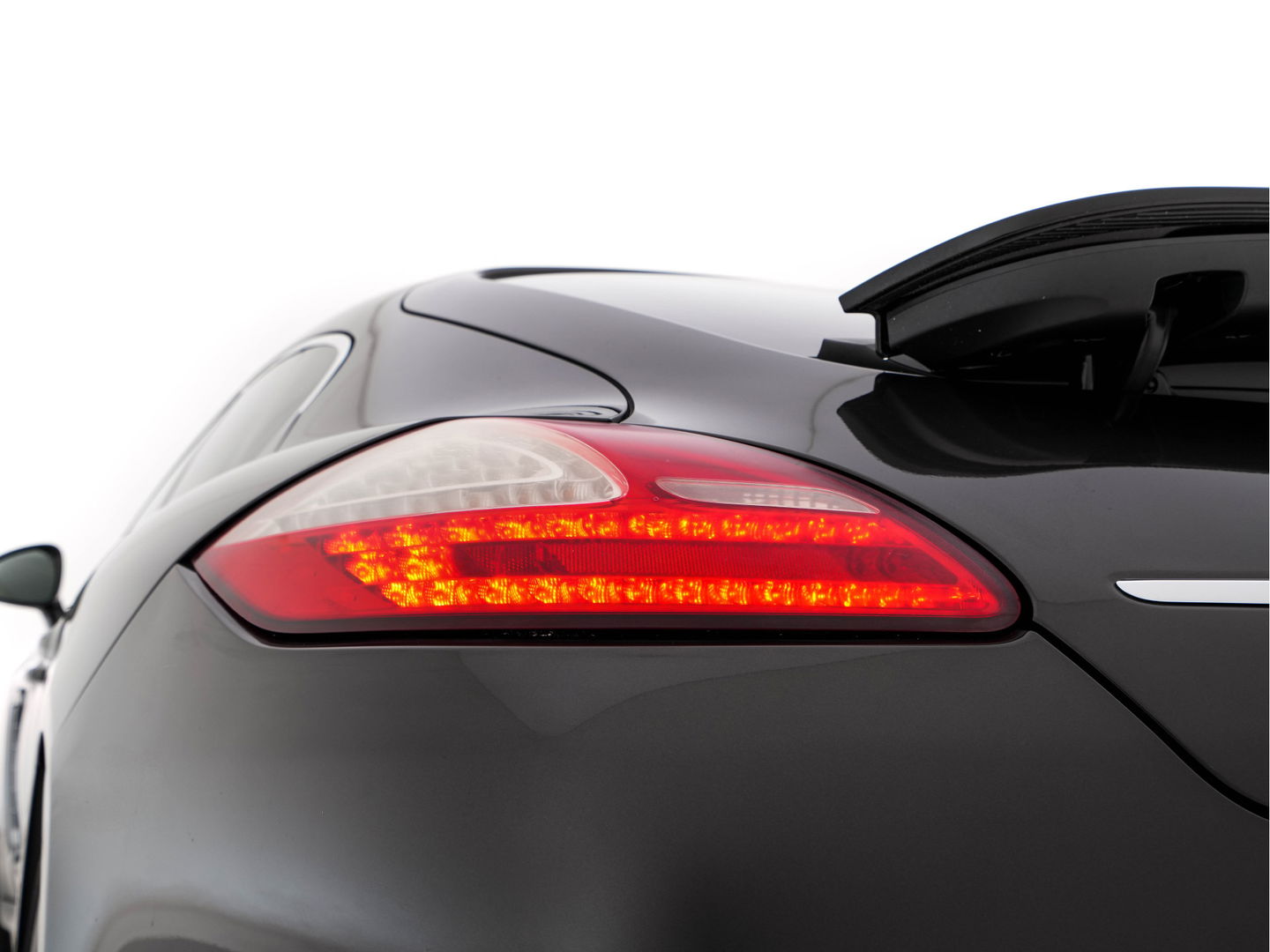 Porsche Panamera 4.8 Turbo AWD *PANO | ADAPTIVE-CRUISE | SPORT-CHRONO-PACK | FULL-LEATHER | XENON | AIR-SUSPENSION | MEMORY-PACK | BOSE-SOUND | SPORT-SEATS | KEYLESS | CAMERA | NAVI-FULLMAP | SHIFT-PADDLES |  20''ALU *