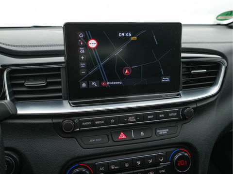 Kia ProCeed 1.6 CRDi GT-PlusLine-Sportpack Aut. *PANO | JBL-AUDIO | FULL-LED | LEATHER-ALCANTARA | KEYLESS | MEMORY-PACK | ADAPTIVE-CRUISE | CAMERA | LANE-ASSIST | SPORT-SEATS | NAVI-FULLMAP | SHIFT-PADDLES | DAB+ | TOWBAR | 18''ALU*