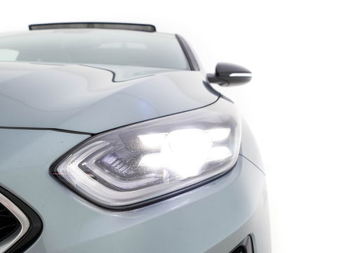Kia ProCeed 1.6 CRDi GT-PlusLine-Sportpack Aut. *PANO | JBL-AUDIO | FULL-LED | LEATHER-ALCANTARA | KEYLESS | MEMORY-PACK | ADAPTIVE-CRUISE | CAMERA | LANE-ASSIST | SPORT-SEATS | NAVI-FULLMAP | SHIFT-PADDLES | DAB+ | TOWBAR | 18''ALU*