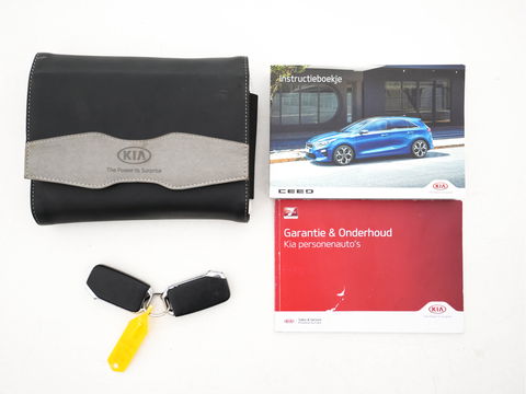 Kia ProCeed 1.6 CRDi GT-PlusLine-Sportpack Aut. *PANO | JBL-AUDIO | FULL-LED | LEATHER-ALCANTARA | KEYLESS | MEMORY-PACK | ADAPTIVE-CRUISE | CAMERA | LANE-ASSIST | SPORT-SEATS | NAVI-FULLMAP | SHIFT-PADDLES | DAB+ | TOWBAR | 18''ALU*