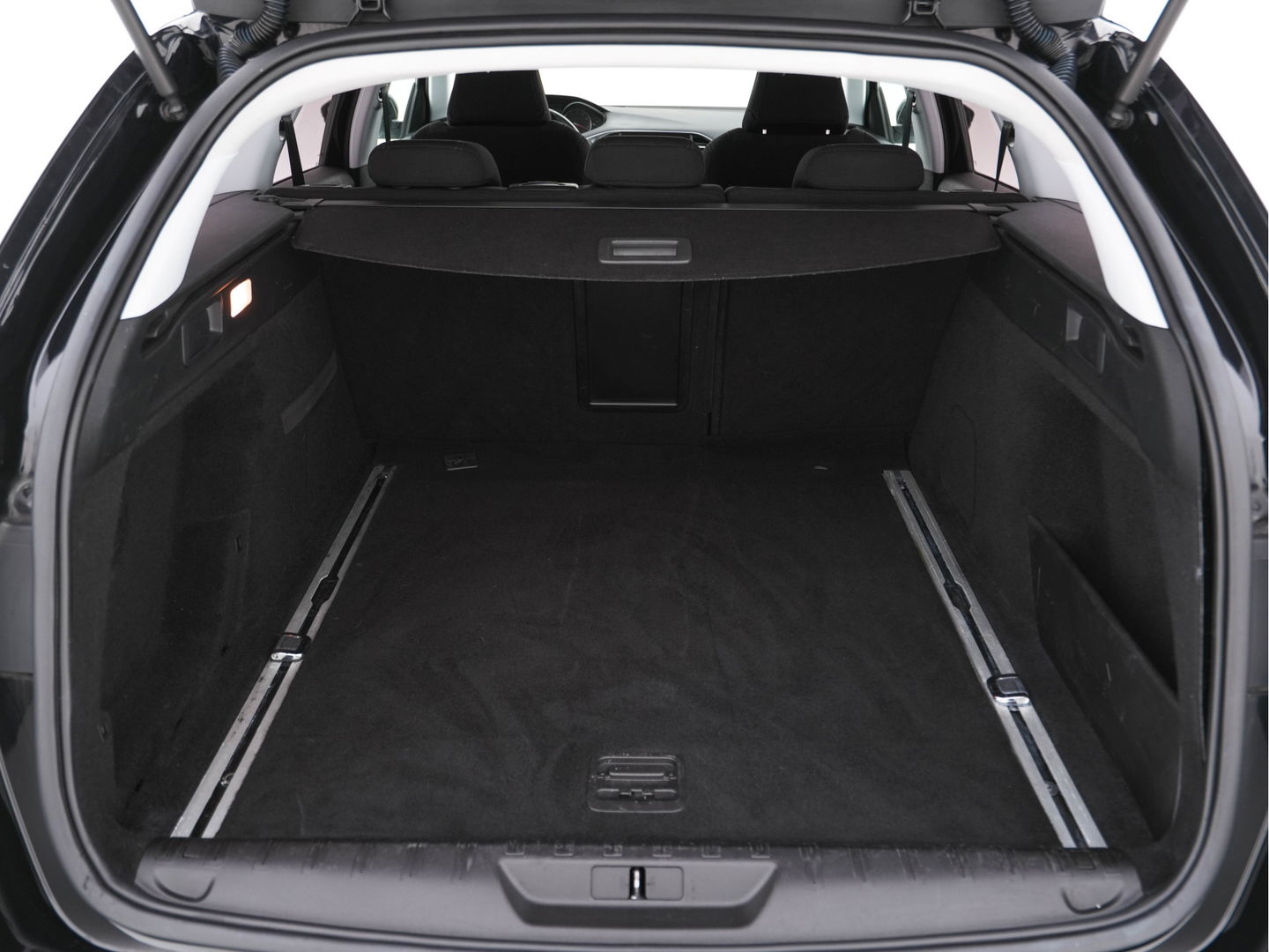 Peugeot 308 SW 1.6 THP Allure *FULL-LED | NAVI-FULLMAP | SPORT-SEATS | TOWBAR | ECC | PDC | CRUISE  | HEATED-SEATS | 17''ALU*