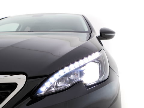 Peugeot 308 SW 1.6 THP Allure *FULL-LED | NAVI-FULLMAP | SPORT-SEATS | TOWBAR | ECC | PDC | CRUISE  | HEATED-SEATS | 17''ALU*