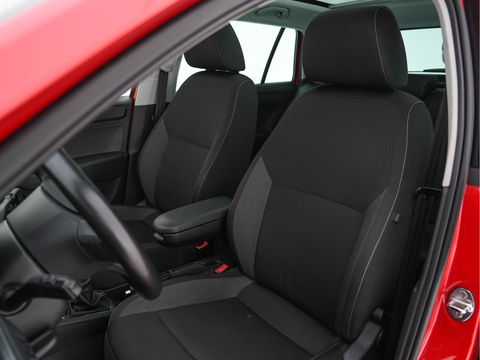 Škoda Rapid Spaceback 1.2 TSI Greentech Ambition Businessline Style-Pack *PANO | NAVI-FULLMAP | AMUNDSEN-AUDIO | AIRCO | CRUISE | PDC | TOWBAR | COMFORT-SEATS | 16''ALU*
