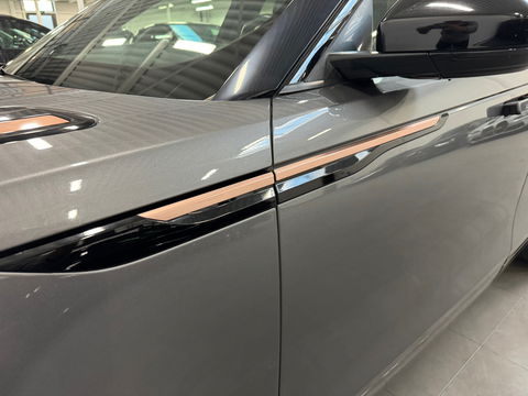 Land Rover Range Rover Velar 2.0 P250 Turbo AWD R-Dynamic HSE