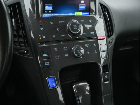 Chevrolet Volt 1.4 LT Aut. *KEYLESS | FULL-LEATHER | ECC | HEATED-SEATS | CRUISE | DIGI-COCKPIT | COMFORT-SEATS | 17"ALU*