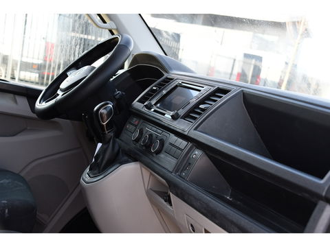 Volkswagen Transporter 2.0 TDI L2H1 Highline Cruise, 150PK, Sensoren, NAVI, Automaat, Voorruit verwarming, Multimedia, Uniek!