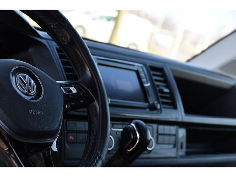 Volkswagen Transporter 2.0 TDI L2H1 Highline Cruise, 150PK, Sensoren, NAVI, Automaat, Voorruit verwarming, Multimedia, Uniek!