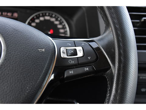Volkswagen Transporter 2.0 TDI L2H1 Highline Cruise, 150PK, Sensoren, NAVI, Automaat, Voorruit verwarming, Multimedia, Uniek!