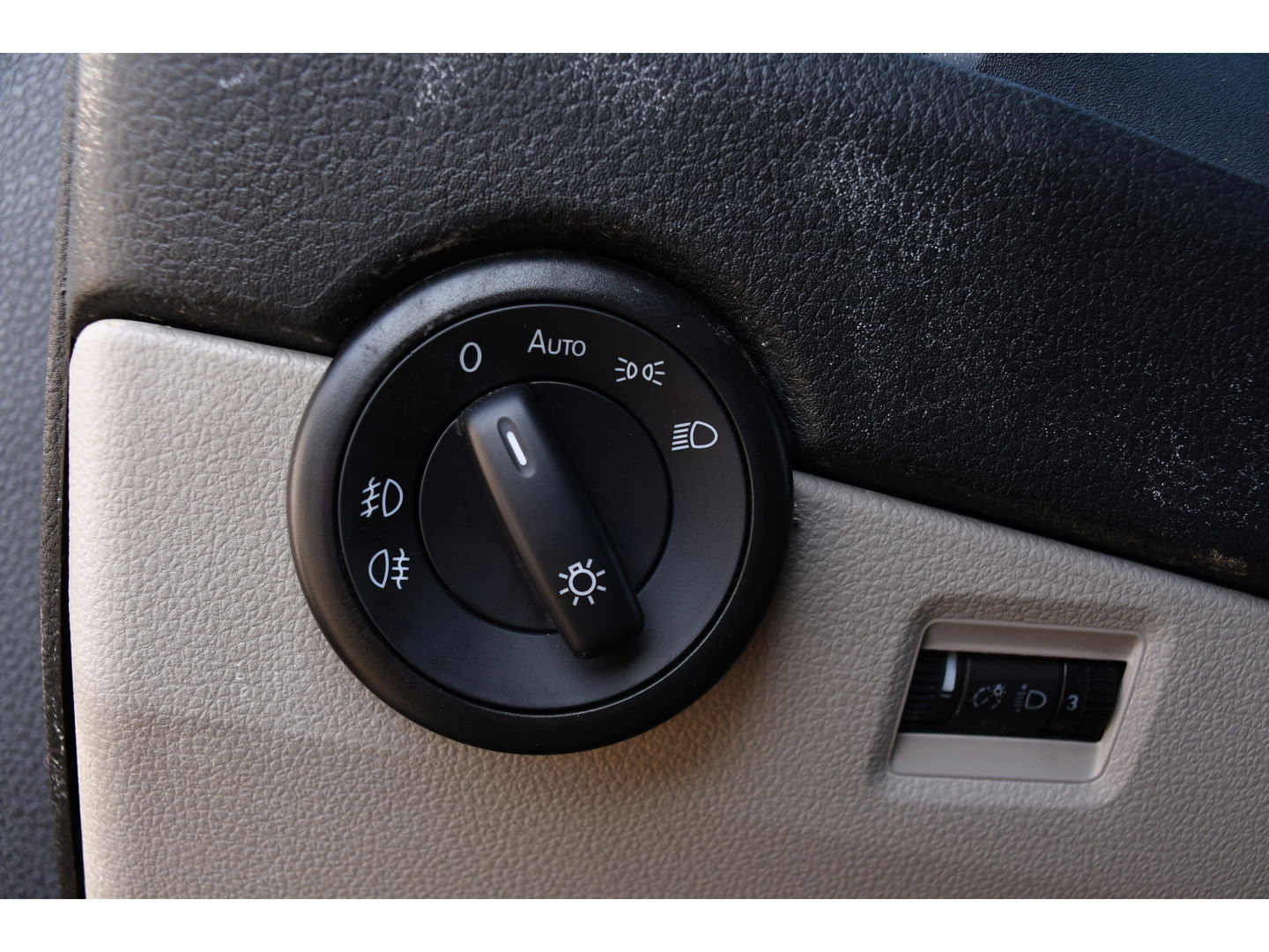 Volkswagen Transporter 2.0 TDI L2H1 Highline Cruise, 150PK, Sensoren, NAVI, Automaat, Voorruit verwarming, Multimedia, Uniek!