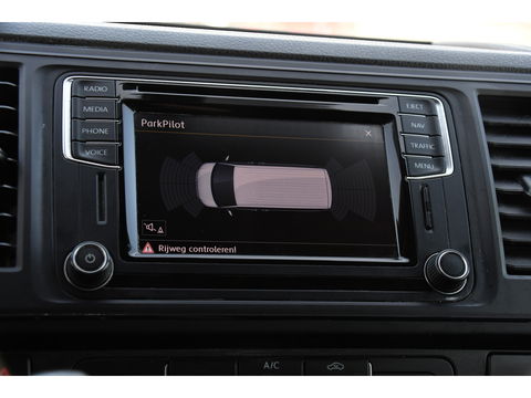 Volkswagen Transporter 2.0 TDI L2H1 Highline Cruise, 150PK, Sensoren, NAVI, Automaat, Voorruit verwarming, Multimedia, Uniek!