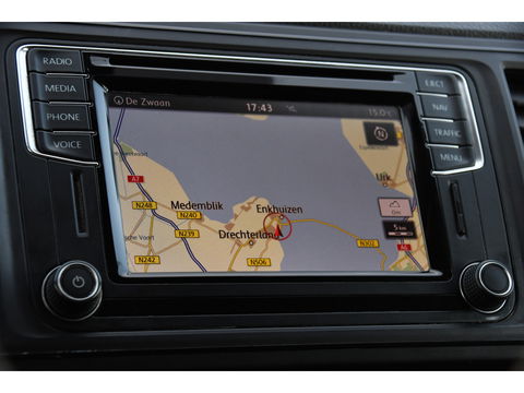 Volkswagen Transporter 2.0 TDI L2H1 Highline Cruise, 150PK, Sensoren, NAVI, Automaat, Voorruit verwarming, Multimedia, Uniek!