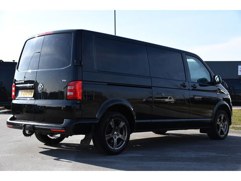 Volkswagen Transporter 2.0 TDI L2H1 Highline Cruise, 150PK, Sensoren, NAVI, Automaat, Voorruit verwarming, Multimedia, Uniek!