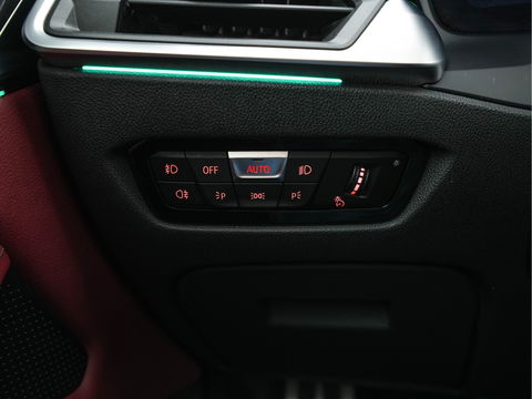 BMW 4 Serie Coupé 420i High Executive M-Sport-Pack Aut. *PANO | LASER-LED | VERNASCA-LEATHER | DIGI-COCKPIT | CAMERA | HIFI-SOUND | SPORT-SEATS | NAVI-FULLMAP | AMBIENT-LIGHT | ECC | CARPLAY | PDC | CRUISE | 19''ALU *