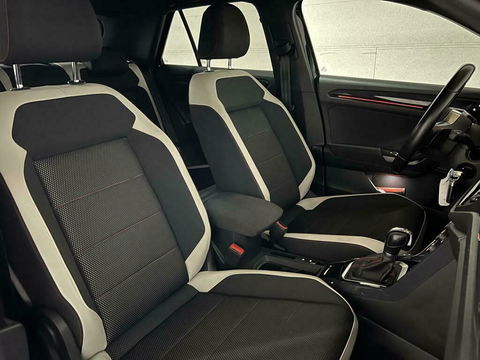 Volkswagen T-Roc 1.5 TSI Sport R-Line Pano CarPlay ACC NAP