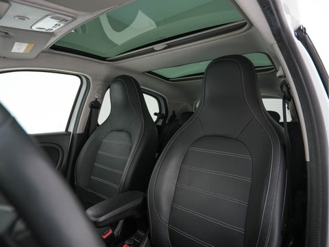 Smart Forfour EQ Business Solution Cool&Media-Pack 18 kWh [ 3-Fase ] (INCL-BTW) *PANO | FULL-LEATHER | NAVI-FULLMAP | CAMERA | AIRCO | SPORT-SEATS | AMBIENT-LIGHT | DAB | HEATED-SEATS | 16''ALU*