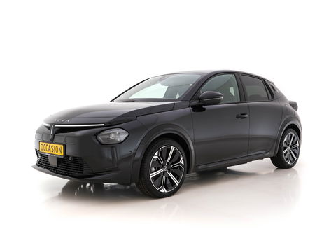 Lancia Ypsilon LX 51 kWh Gold [ 3-Fase ] (INCL-BTW) Aut. *HEATPUMP | LEATHER-VELOURS | FULL-LED | ADAPT.CRUISE | CAMERA | DIGI-COCKPIT | CARPLAY | LANE-ASSIST | BLINDSPOT | KEYLESS | COMFORT-SEATS | DAB | 17"ALU*