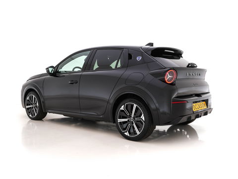 Lancia Ypsilon LX 51 kWh Gold [ 3-Fase ] (INCL-BTW) Aut. *HEATPUMP | LEATHER-VELOURS | FULL-LED | ADAPT.CRUISE | CAMERA | DIGI-COCKPIT | CARPLAY | LANE-ASSIST | BLINDSPOT | KEYLESS | COMFORT-SEATS | DAB | 17"ALU*