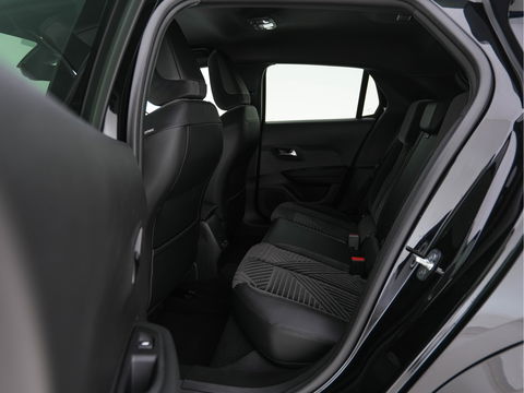 Lancia Ypsilon LX 51 kWh Gold [ 3-Fase ] (INCL-BTW) Aut. *HEATPUMP | LEATHER-VELOURS | FULL-LED | ADAPT.CRUISE | CAMERA | DIGI-COCKPIT | CARPLAY | LANE-ASSIST | BLINDSPOT | KEYLESS | COMFORT-SEATS | DAB | 17"ALU*