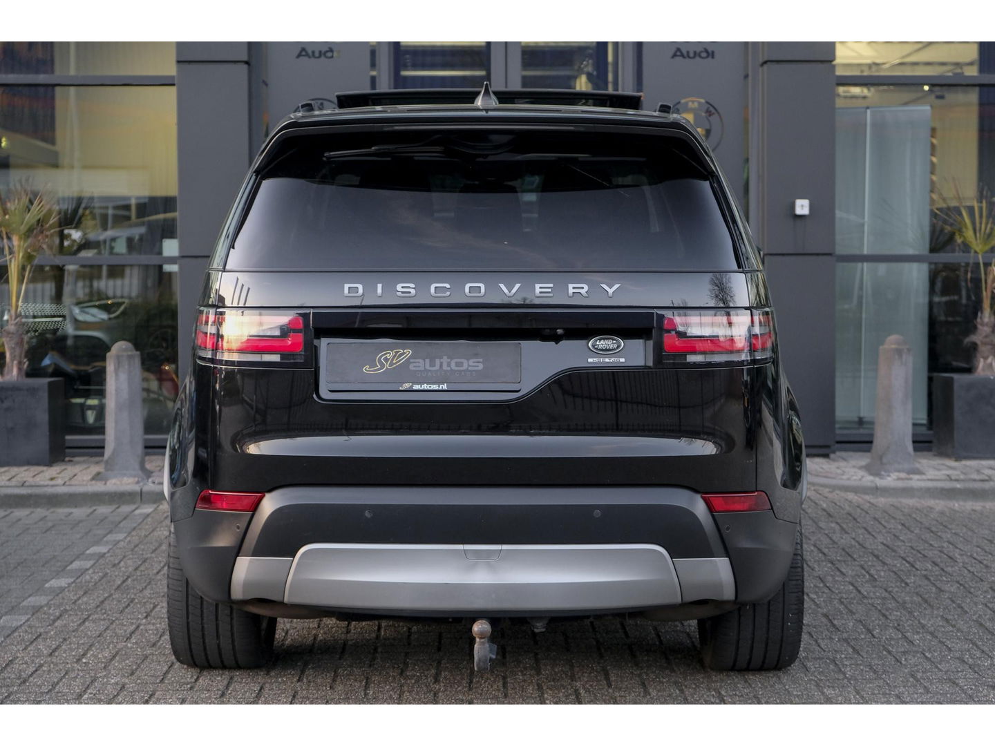 Land Rover Discovery 3.0 Td6 258pk HSE 7-persoons Panoramadak *BTW* Head-up Trekhaak elektrisch Adaptive cruise 22" LMV Meridian audio