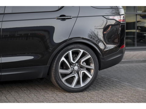 Land Rover Discovery 3.0 Td6 258pk HSE 7-persoons Panoramadak *BTW* Head-up Trekhaak elektrisch Adaptive cruise 22" LMV Meridian audio