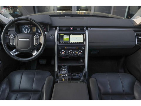 Land Rover Discovery 3.0 Td6 258pk HSE 7-persoons Panoramadak *BTW* Head-up Trekhaak elektrisch Adaptive cruise 22" LMV Meridian audio