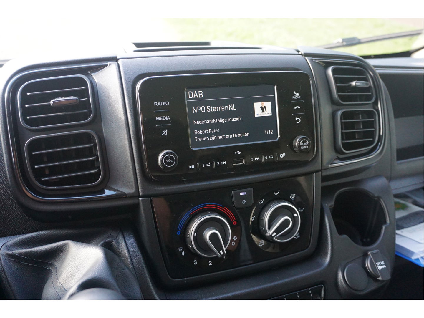 Fiat Ducato MAXI 35 2.2 140PK Open laadbak Series 9 Airco, Cruise, Bluetooth!!  NR. 133