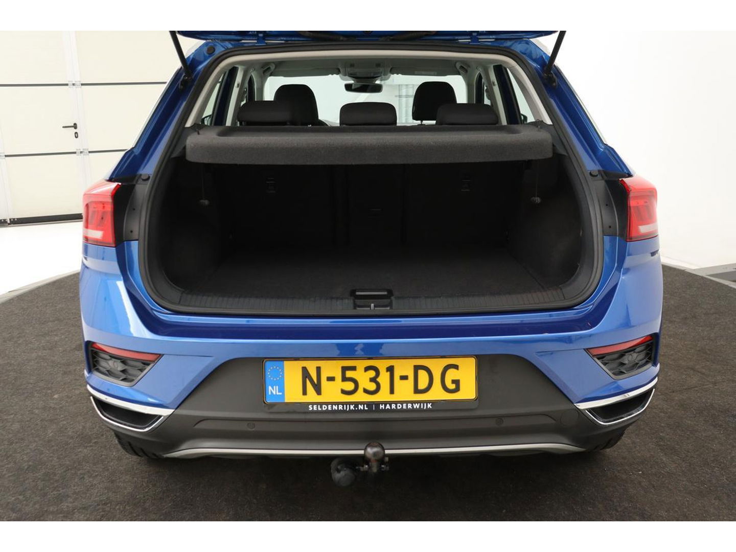 Volkswagen T-Roc 1.5 TSI Sport | Stoelverwarming | Full LED | Trekhaak | Navigatie | Climate control | PDC | Sportstoelen | Cruise control | Bluetooth
