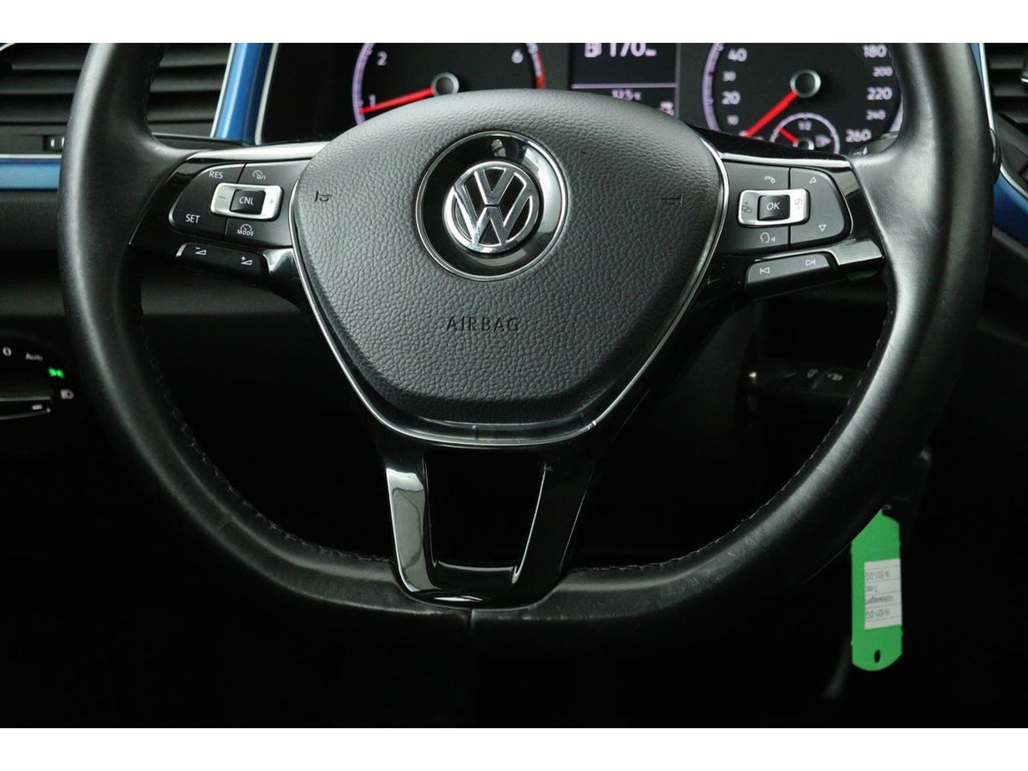 Volkswagen T-Roc 1.5 TSI Sport | Stoelverwarming | Full LED | Trekhaak | Navigatie | Climate control | PDC | Sportstoelen | Cruise control | Bluetooth